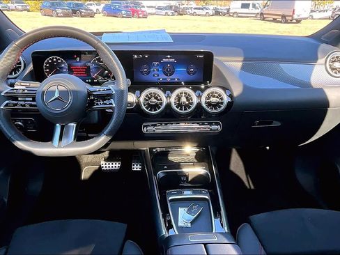 Certified 2025 Mercedes-Benz GLA 250 4MATIC image 6