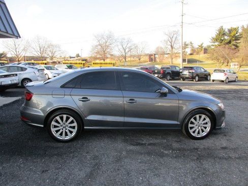 Used 2017 Audi A3 2.0T Premium image 9