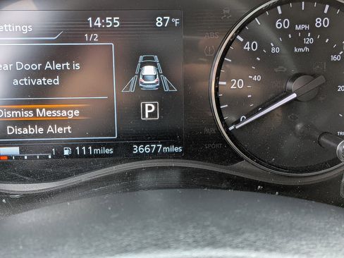 Used 2022 Nissan Kicks SR w/ Interior Electronics Package FWD image 27