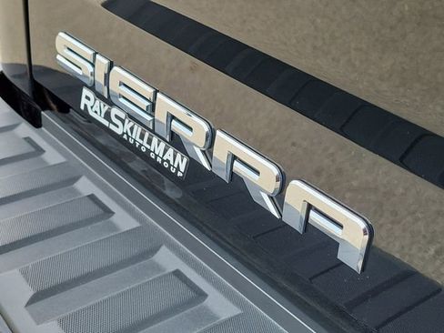 Used 2018 GMC Sierra 1500 SLE w/ SLE Value Package image 10