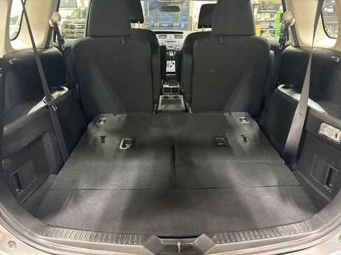 Used 2014 MAZDA MAZDA5 Sport image 17