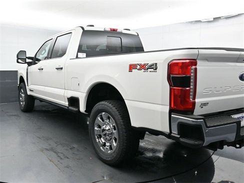 New 2026 Ford F250 Lariat w/ Lariat Ultimate Package image 11
