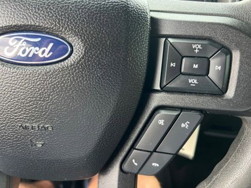 Used 2017 Ford F150 XLT AWD/4WD image 13