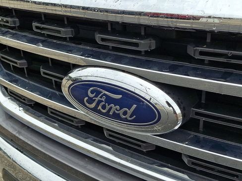 Used 2023 Ford F150 XLT w/ Equipment Group 302A High AWD/4WD image 10