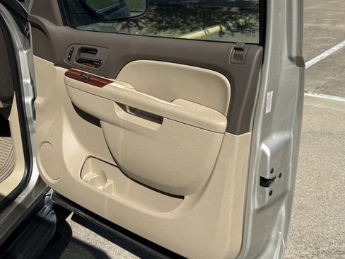 Used 2013 GMC Yukon XL SLT w/ Texas Edition image 13