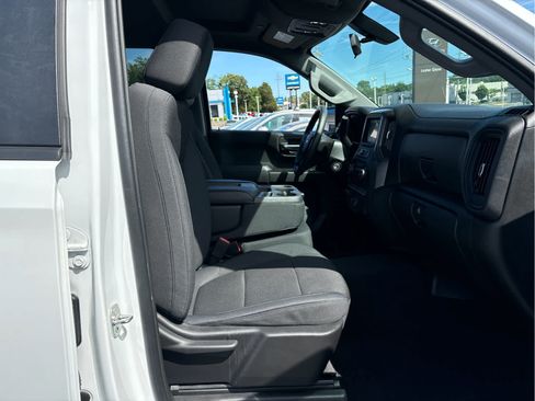 Used 2020 Chevrolet Silverado 1500 Custom Trail Boss w/ Custom Convenience Package AWD/4WD image 21