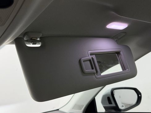 Certified 2025 Audi Q3 2.0T Premium image 31