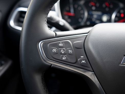 Used 2024 Chevrolet Equinox LT image 22