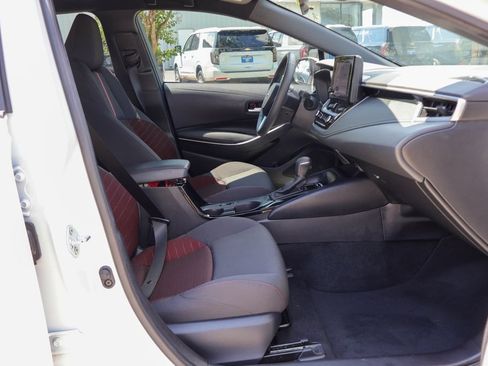 Used 2023 Toyota Corolla SE FWD image 10