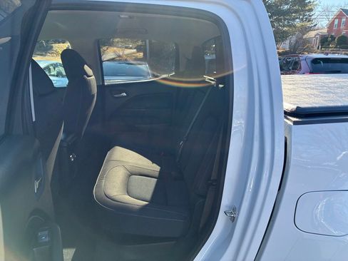 Used 2022 Chevrolet Colorado LT w/ LT Convenience Package image 29