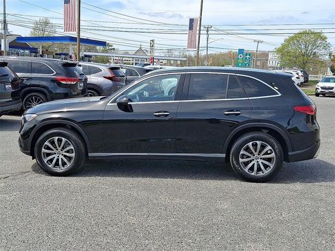 Used 2024 Mercedes-Benz GLC 300 4MATIC image 7