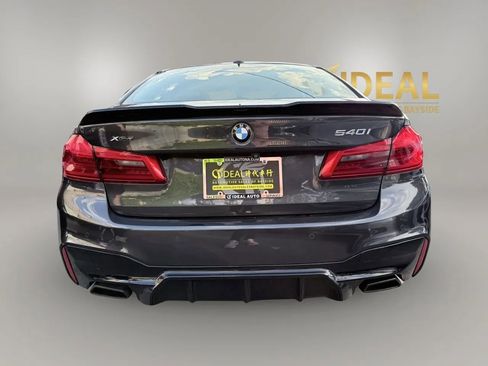 Used 2018 BMW 540i xDrive AWD/4WD image 5