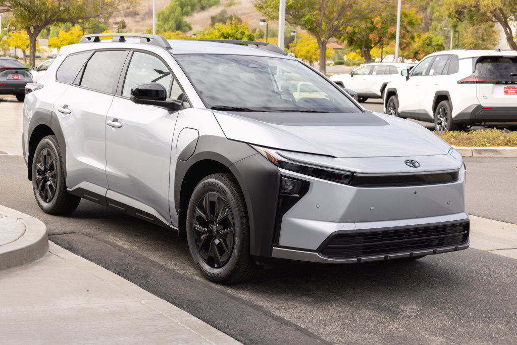 Certified 2023 Toyota RAV4 XLE Premium FWD image 3