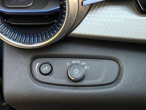 New 2026 Chevrolet Trax LT w/ Driver Confidence Package image 24