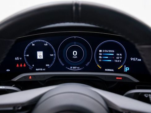 Used 2021 Porsche Taycan Turbo S image 22