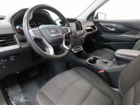 Used 2024 GMC Terrain SLE image 13