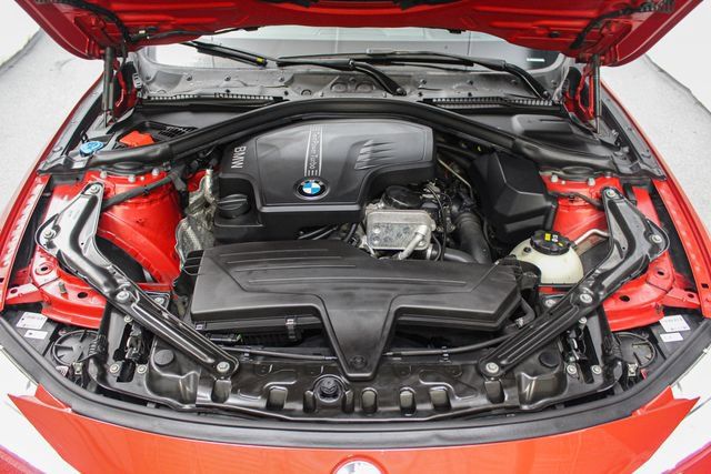 Used 2016 BMW 428i xDrive Convertible AWD/4WD image 12