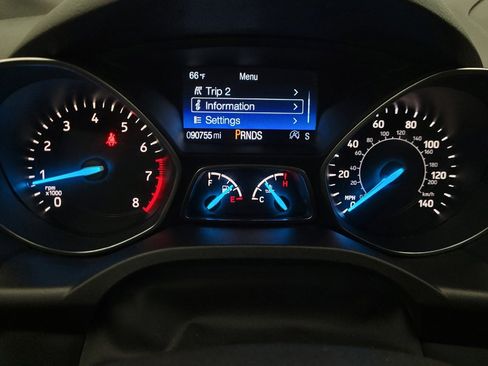 Used 2019 Ford Escape SE FWD image 23