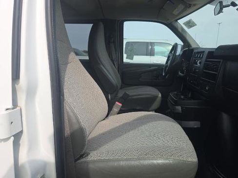 Used 2015 Chevrolet Express 3500 LT w/ LT Preferred Equipment Group image 10