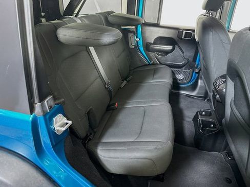 Used 2020 Jeep Wrangler Unlimited Sport image 12