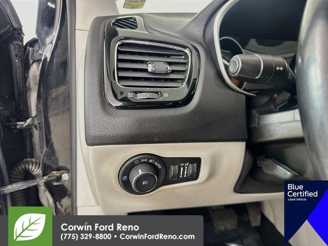 Used 2020 Jeep Compass Limited AWD/4WD image 13