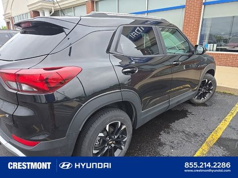 Used 2022 Chevrolet TrailBlazer LT FWD image 5