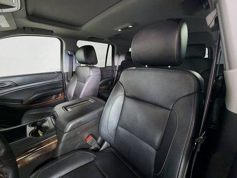 Used 2016 Chevrolet Tahoe LT w/ Luxury Package AWD/4WD image 12