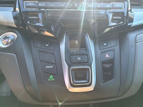 Used 2018 Honda Odyssey EX-L image 15