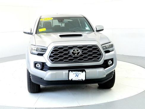 Certified 2023 Toyota Tacoma TRD Sport w/ Technology Package AWD/4WD image 8
