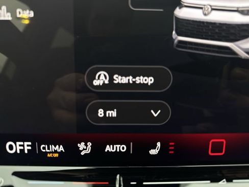 New 2026 Volkswagen Tiguan SE R-Line FWD image 12