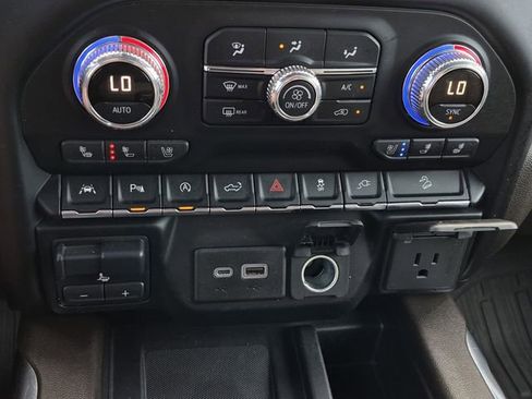 Used 2020 GMC Sierra 1500 SLT image 44