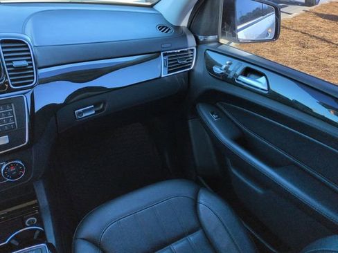 Used 2018 Mercedes-Benz GLE 43 AMG 4MATIC w/ Night Package image 14