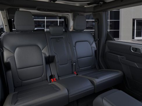 New 2026 Ford Bronco Outer Banks AWD/4WD image 11