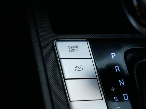 Certified 2023 Hyundai Elantra SEL FWD image 28