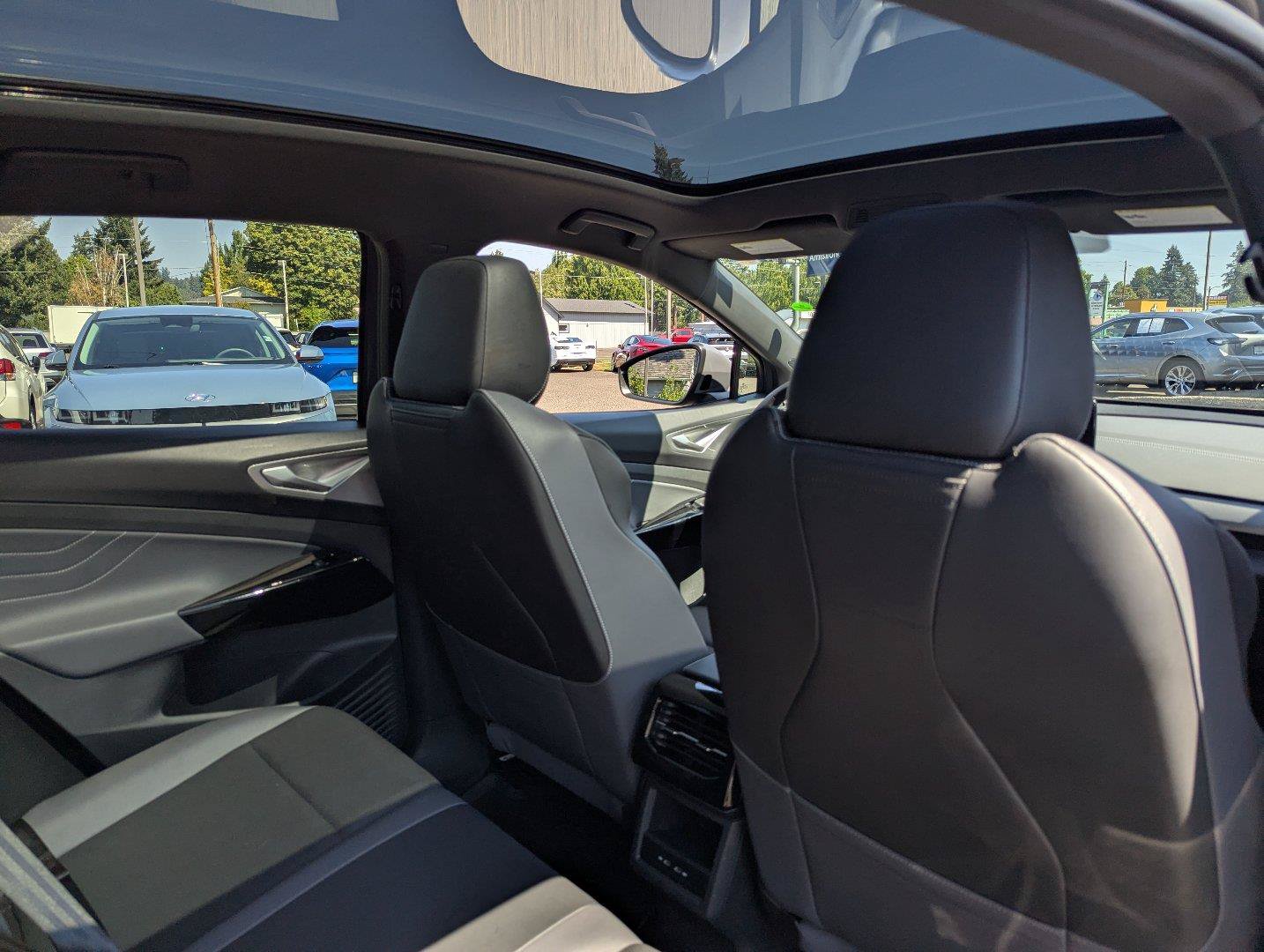 Certified 2023 Volkswagen ID.4 Pro S RWD image 33