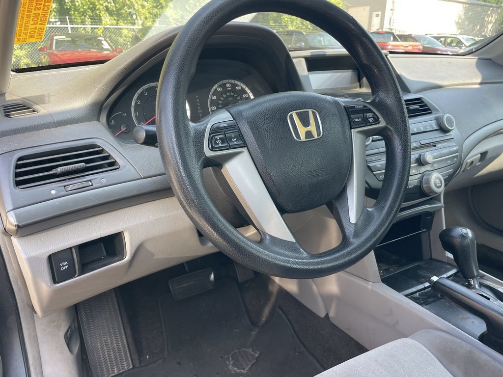 Used 2009 Honda Accord LX-P image 6