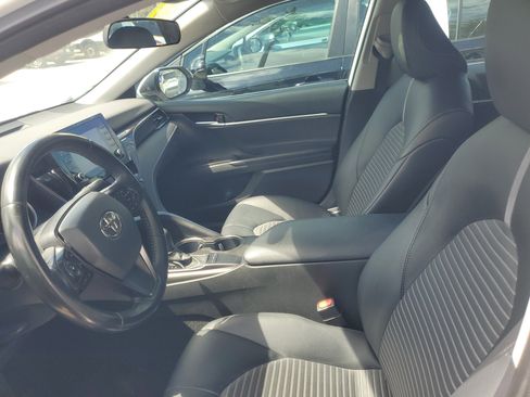 Used 2023 Toyota Camry SE FWD image 15