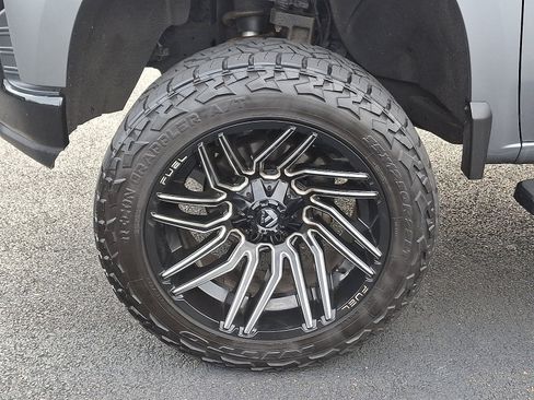 Used 2021 Chevrolet Silverado 1500 LT Trail Boss w/ Bed Protection Package image 28