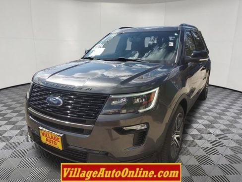 Used 2018 Ford Explorer Sport AWD/4WD image 10