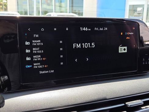Used 2024 Hyundai Palisade SEL FWD image 22