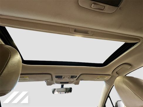 Used 2017 Subaru Outback 2.5i Limited image 21