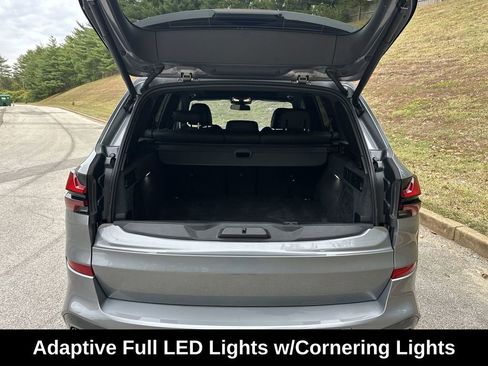 Used 2024 BMW X5 xDrive40i w/ M Sport Package image 33