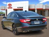 Used 2018 Honda Accord Touring image 5