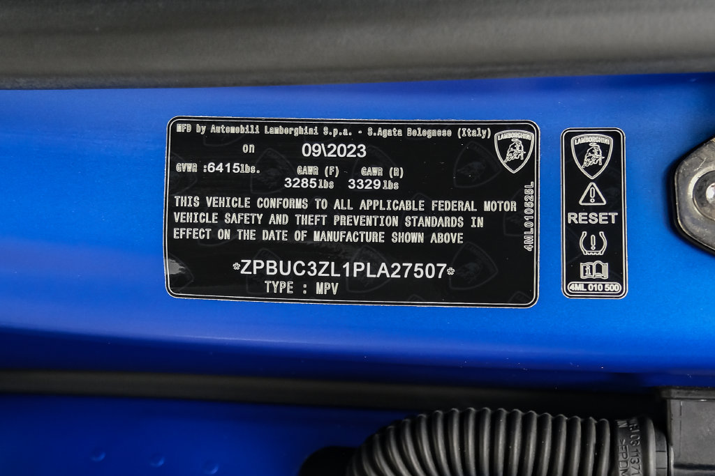 Used 2023 Lamborghini Urus Performante AWD/4WD image 56