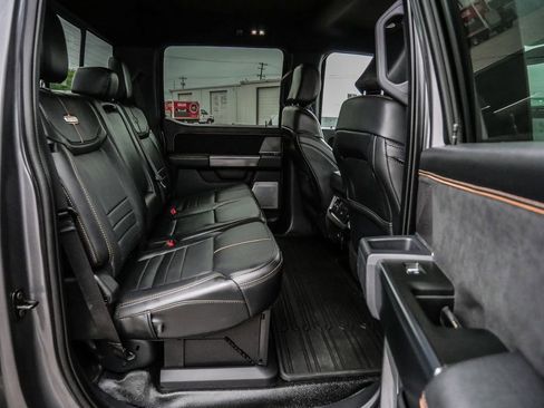 Used 2024 Ford F250 Platinum AWD/4WD image 23