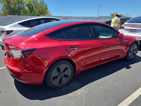 Used 2021 Tesla Model 3 Standard Range Plus RWD image 4