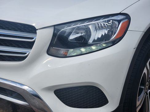 Used 2019 Mercedes-Benz GLC 300 image 6