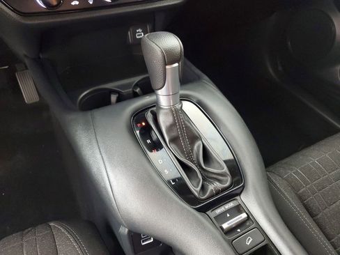 Used 2023 Honda HR-V LX image 18
