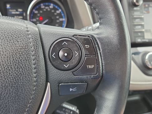 Used 2018 Toyota RAV4 Platinum AWD/4WD image 20