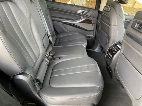 Used 2020 BMW X7 xDrive40i w/ Premium Package AWD/4WD image 56